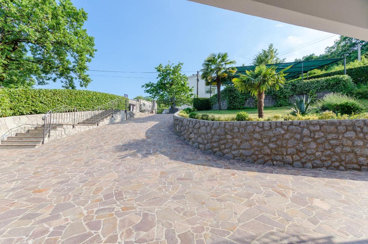 Apartments Marijana Ичичи Экстерьер фото