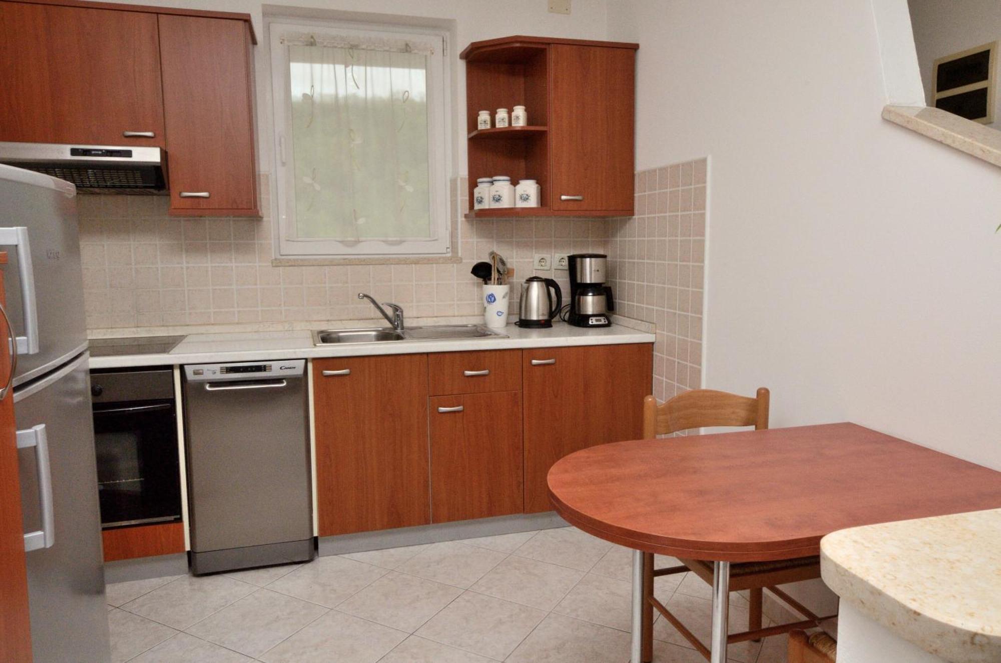 Apartments Marijana Ичичи Экстерьер фото