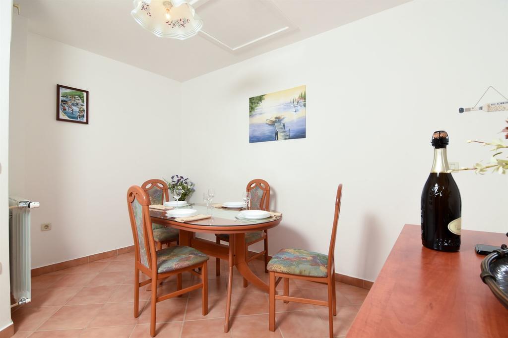Apartments Marijana Ичичи Экстерьер фото